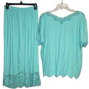 Bali Emerald Design OSFA Mint/Blue Green Eyelet Top and Skirt Set [0279]